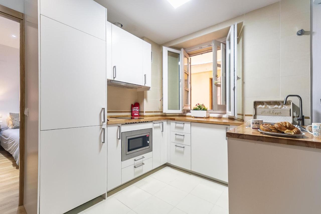 Central Malaga Apartment At Mitjana Plaza Εξωτερικό φωτογραφία