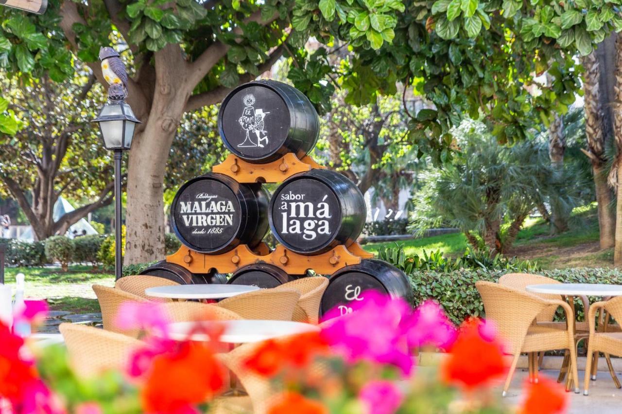 Central Malaga Apartment At Mitjana Plaza Εξωτερικό φωτογραφία